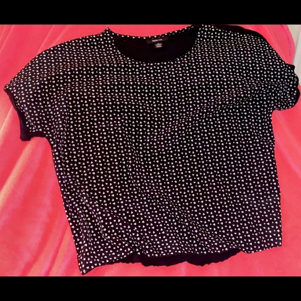 Short sleeved Heart blouse
